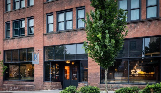 Foundry Hotel Asheville, Curio Collection By Hilton