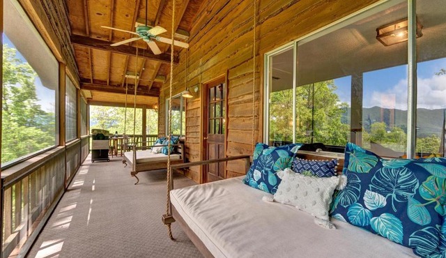 Free Whitewater Rafting - Secluded Luxury - Modern AND Rustic Cabin