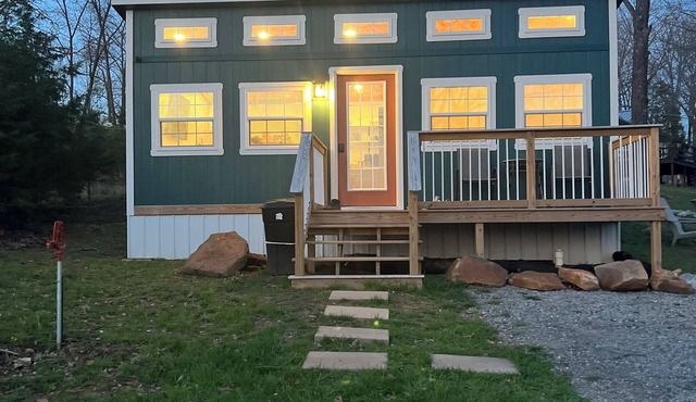 Freedom- Book 1, 2 or 3! Lakeview and pet friendly for a fee