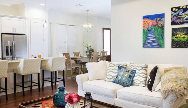 Fully renovated house close to Downtown & FQ