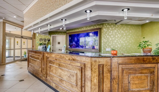 Gardentree Hotels Memphis East near I 40