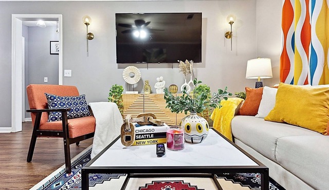 GA’s Peaches - Where Modern Meets Southern Comfort