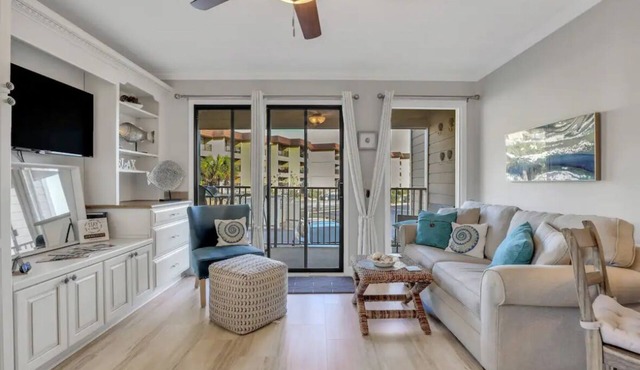 Gorgeous 1bd, 1bth Oceanview Villa in the Hilton Head Beach and Tennis Resort!