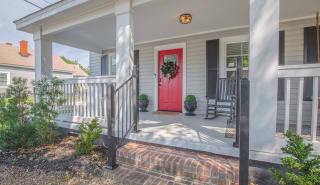 Gorgeous mill house minutes to historic downtown Greenville & Swamp Rabbit Tr