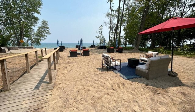 Great Lakes Resort - Beach Studio - Suite 16