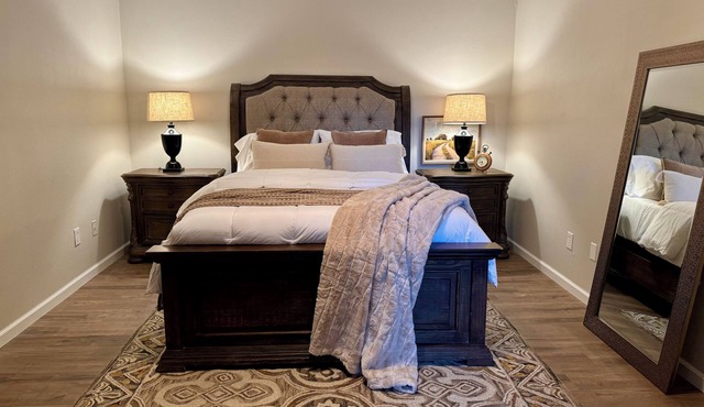 Guest Favorite, Charming Home Near I-40 & I-540 and Near Ft. Smith