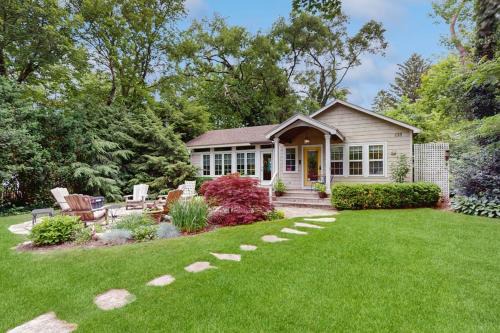 Happy Thoughts Cottage