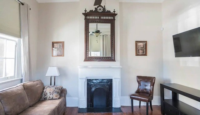 Historic Crescent City Cottage
