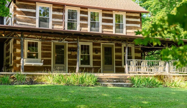 Historical 52 acres, Brown County, Pets
