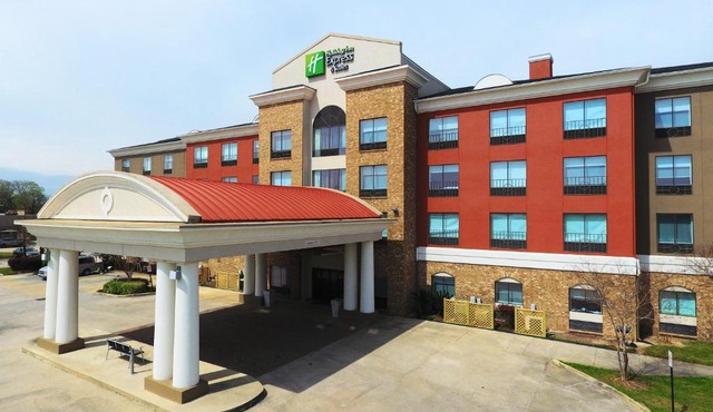 Holiday Inn Express Hotel & Suites Baton Rouge -Port Allen by IHG