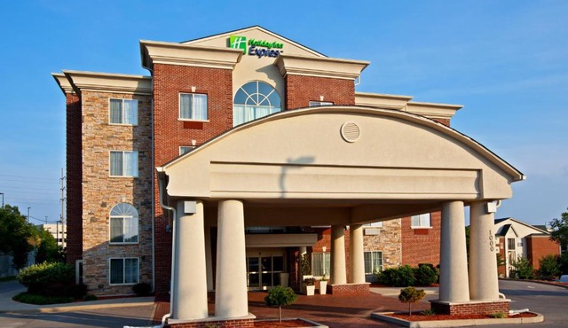 Holiday Inn Express Hotel & Suites Lexington-Downtown University by IHG