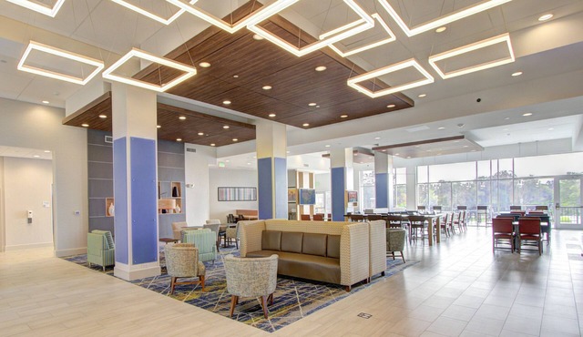 Holiday Inn Express & Suites Charlotte Southwest by IHG
