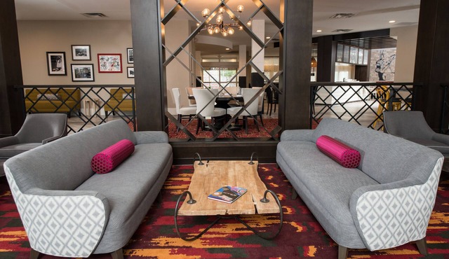 Hotel Indigo Atlanta-Vinings Ballpark Area by IHG