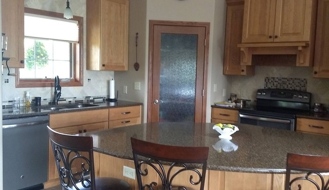 House rental for EAA