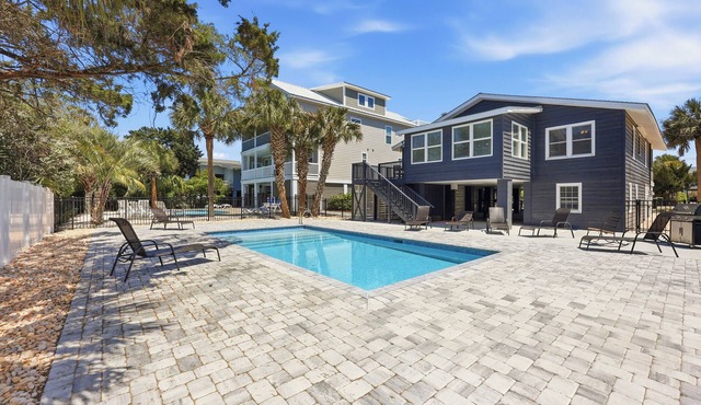 Joe Pool 4 bedroom house located South Litchfield New updates coming soon