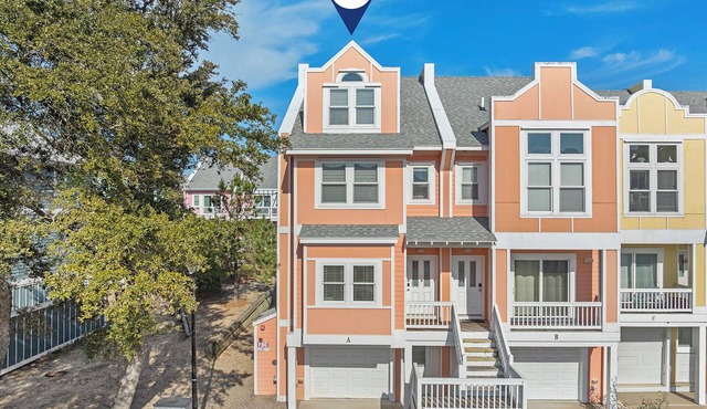 Just Peachy: Shared Pool w/Lazy River | Dog-Friendly in Kill Devil Hills