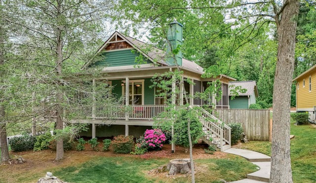 Lake Cove Cottage at Highland Lake | 2BR Retreat | Walkable Lake Community