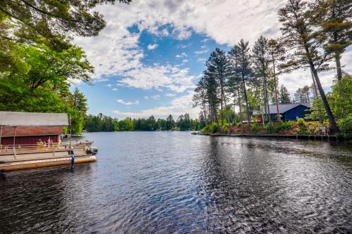 Lake Escape on Post Lake with Private Dock
