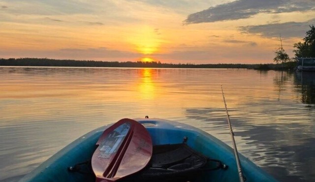 Lake|King|Kayaks|Game room|Firepit|AC|Dock
