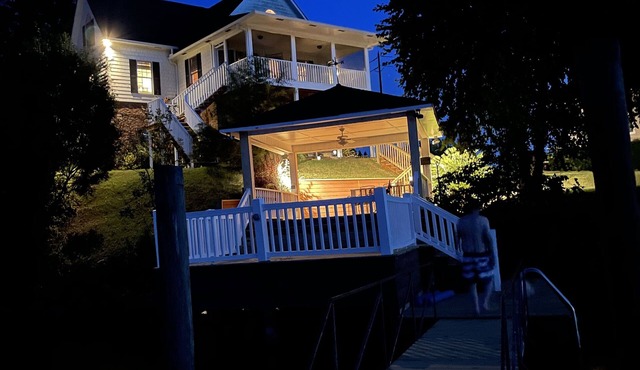 Lake Murray Home - Great Water Views with private dock