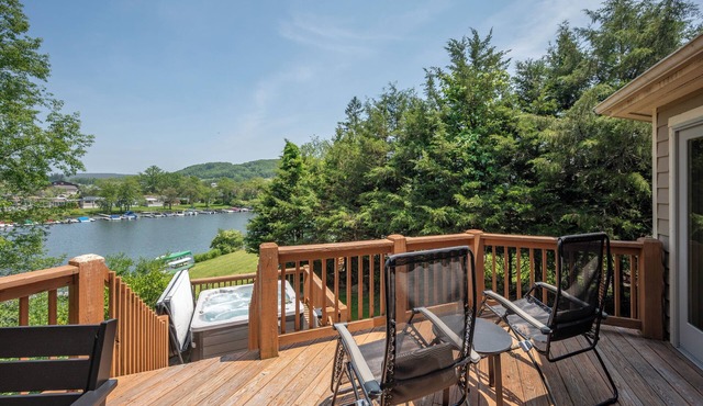 Lakefront Luxury Chalet w/Hot Tub & Dock