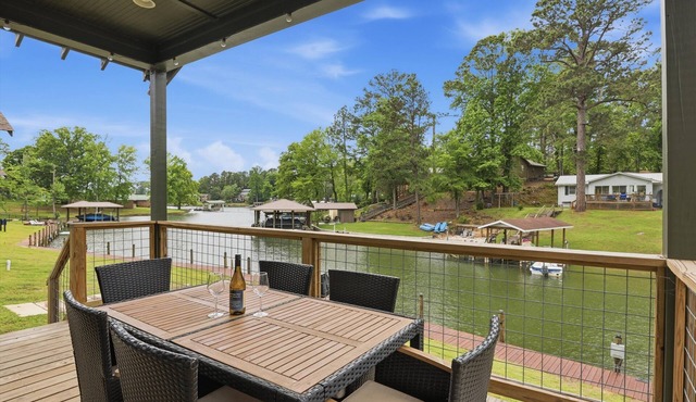 Lakefront Villa @ Bay Pines- Unit 8