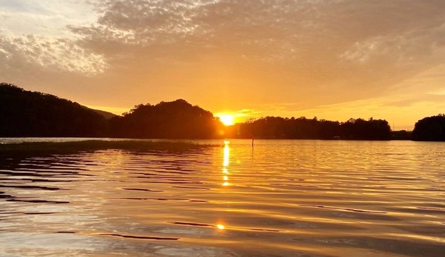 LAKEFRONT with Breathtaking Views of Lake Chatuge and Blue Ridge Mountains!