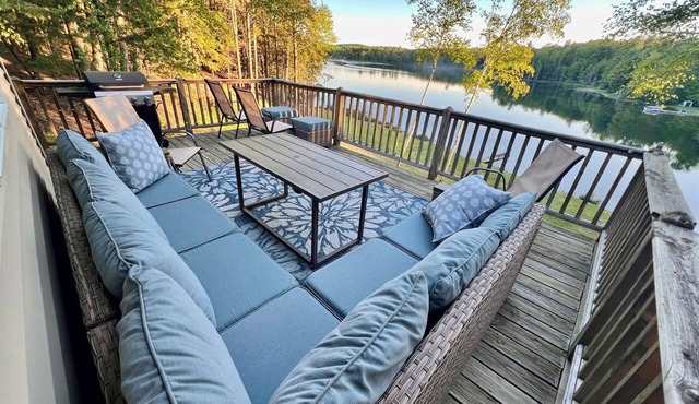 Lakehouse Near Pictured Rocks | Sleeps 12, Kayaks & Game Room
