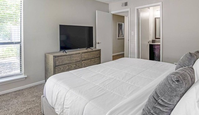 Landing at The Vale - 2 Bedrooms in Cordova