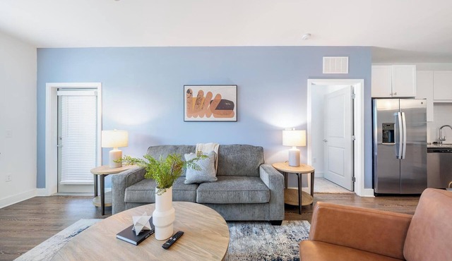Landing | Beautiful 1BD, Clubhouse, Gym