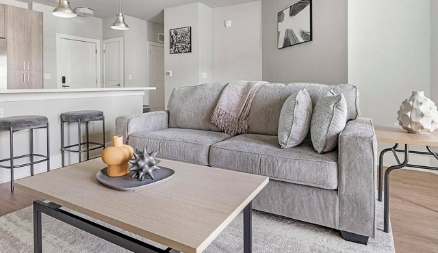 Landing | Chic 1BD, Clubhouse, Pool