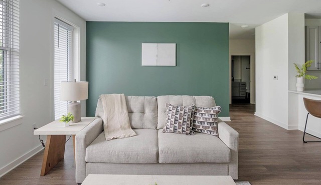 Landing | Chic 1BD, Clubhouse, Gym