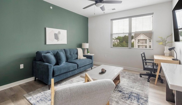 Landing | Chic 1BD, Gym