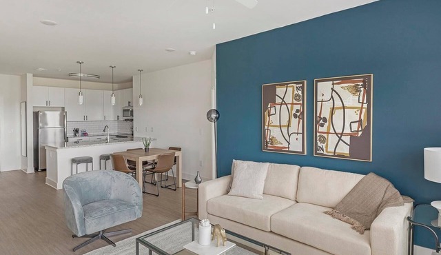 Landing | Chic 2BD, Gym, Yoga Studio