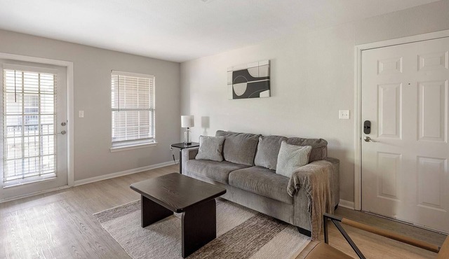 Landing | Incredible 2BD, Gym, Game Room