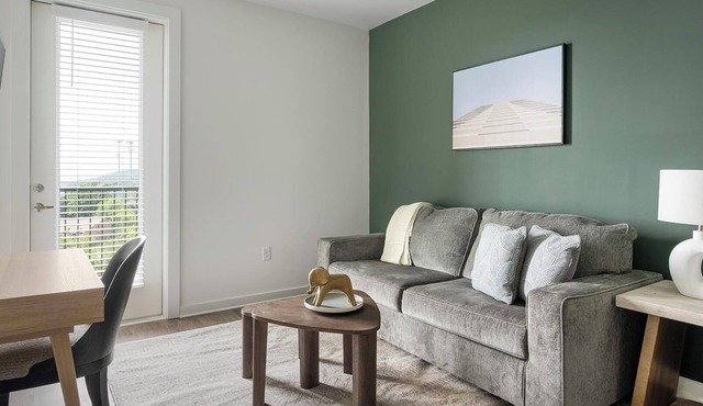 Landing | Incredible 1BD, Gym, Clubhouse