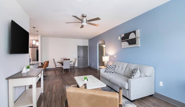 Landing | Incredible 2BD, Gym, Clubhouse