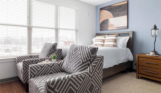 Landing | Spectacular Studio, Yoga Studio, Pool