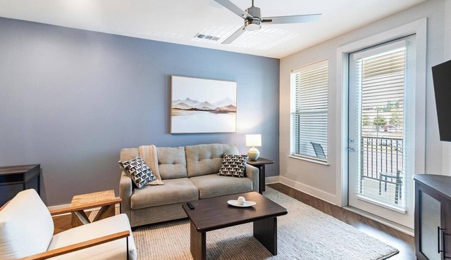 Landing | Stunning 1BD, Clubhouse, Gym