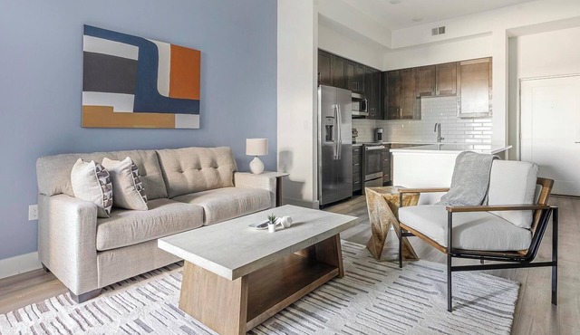 Landing | Stunning 1BD, Rooftop Lounge, Gym