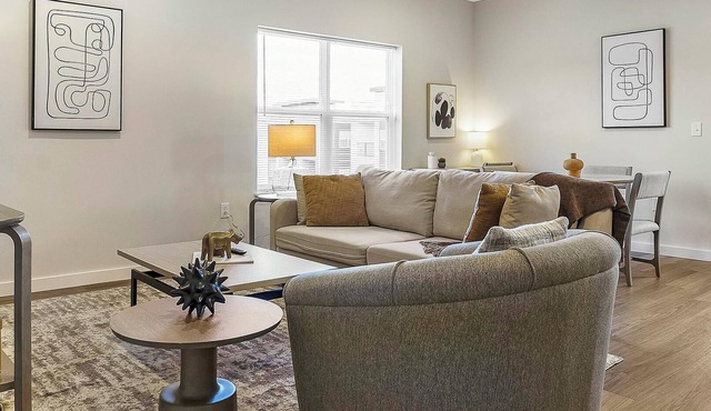 Landing | Stunning 2BD, Clubhouse, Gym
