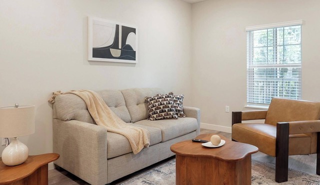 Landing | Stylish 2BD, Gym