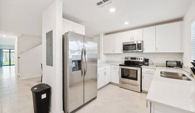 Landings at Westport 2022 l 2 Bd 2.5 Bth