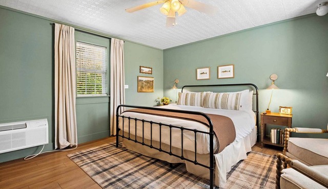 Laurel Falls Suite on Lookout Mountain