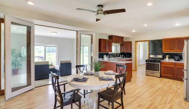 Lawrence Vacation Rental ~ 19 Mi to Lake Michigan!