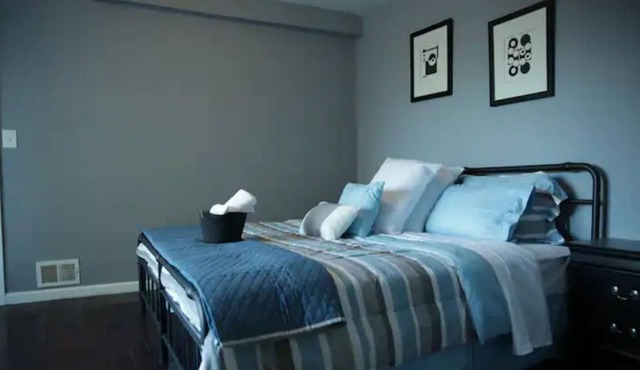 Lovely 2-bedroom loft with hot tub