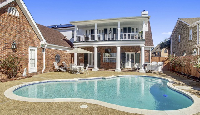 Lovely 3 BR home only 15mins from downtown NOLA by RedAwning