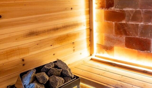 Lovers Lodge, Romantic Couples Wellness Retreat