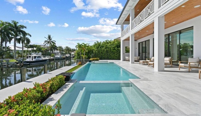 LUXE 4BDR Waterfront Oasis w/ Hot Tub & Pool