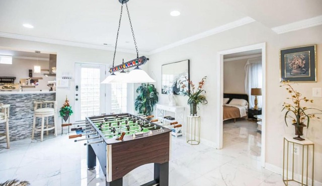 Luxurious 3BR Home